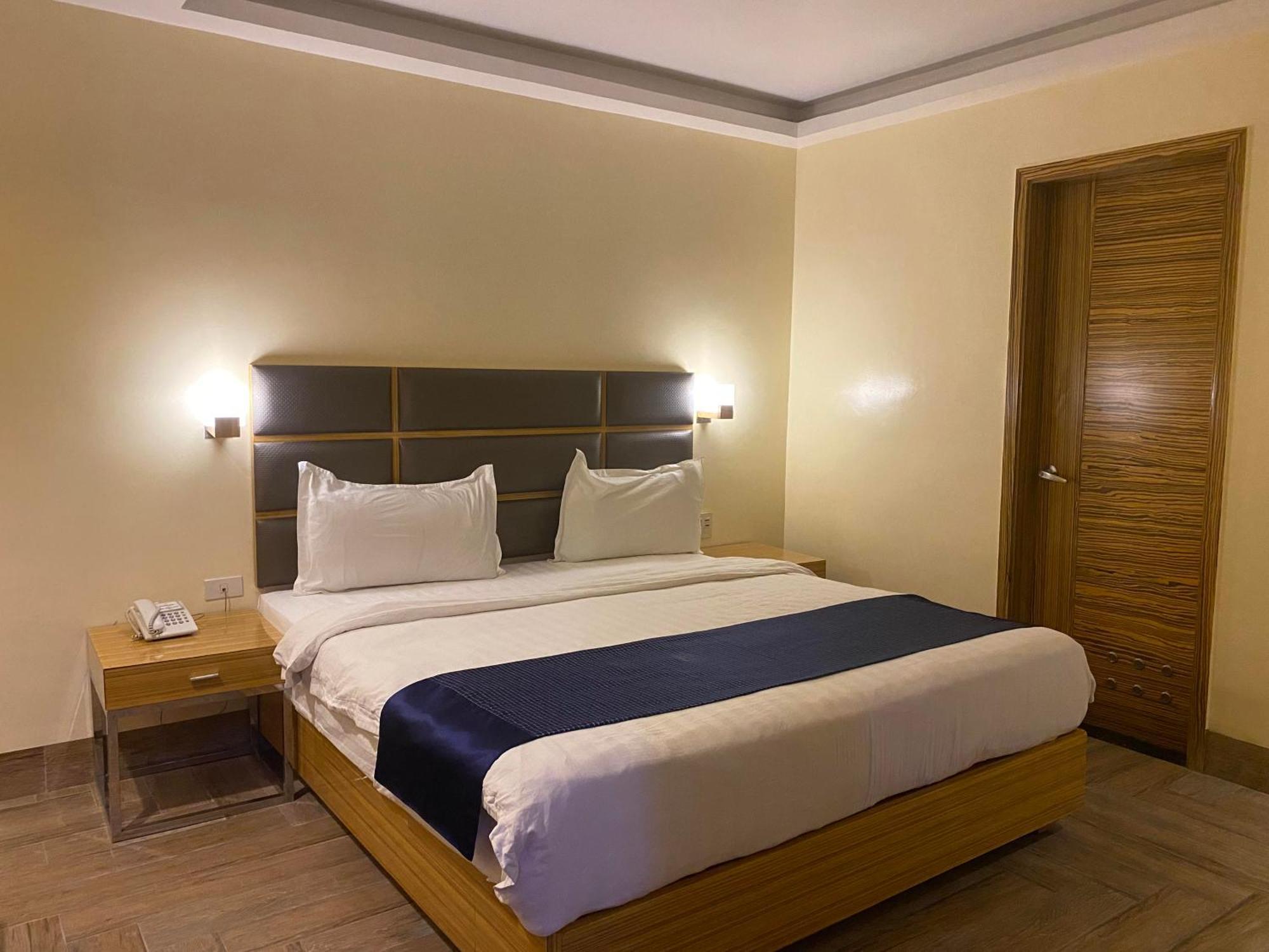 Sun Star Grand Hotel Manila Luaran gambar